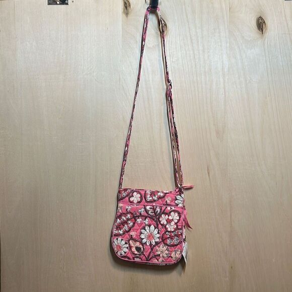 Vera Bradley Pink Blossom Paisley Crossbody Hobo Style Bag Purse Retired W/ Coin - Picture 2 of 5